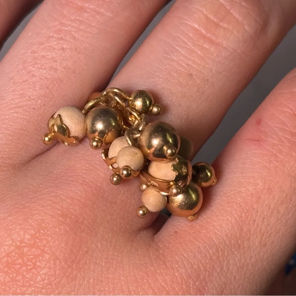 chic gold